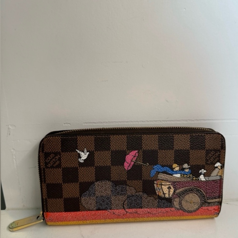 Louis Vuitton Limited Edition Christmas Evasion Damier Long Zippy Wallet. ⚡️💗
